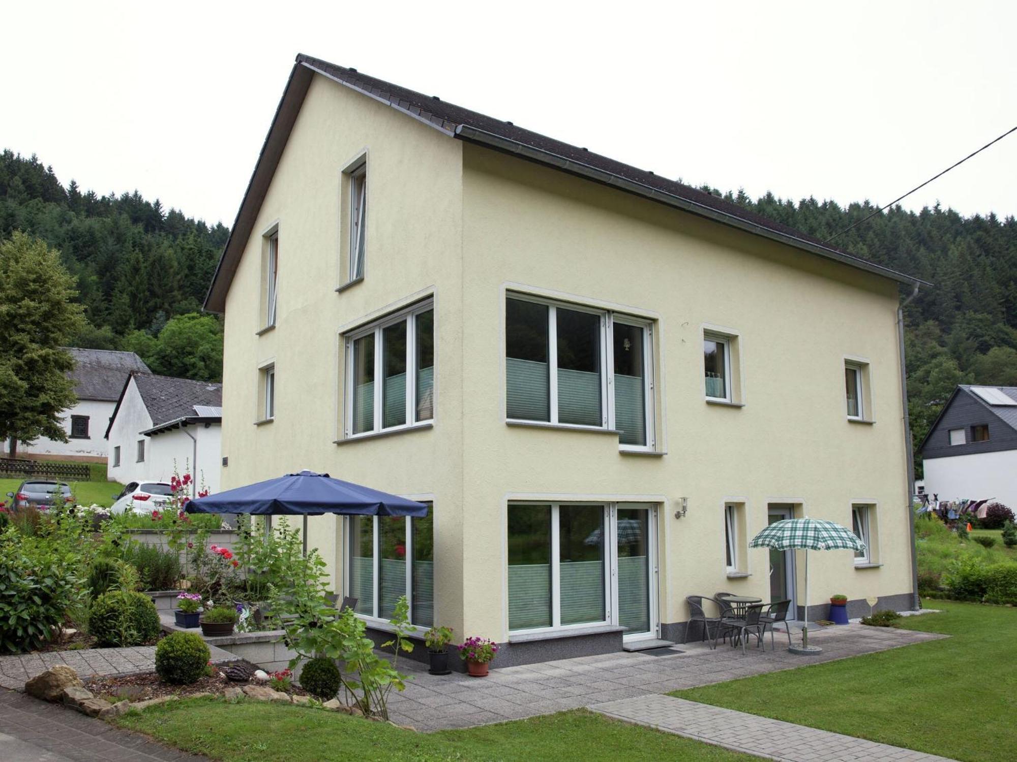 Apartment With Terrace And View Merschbach Exterior photo