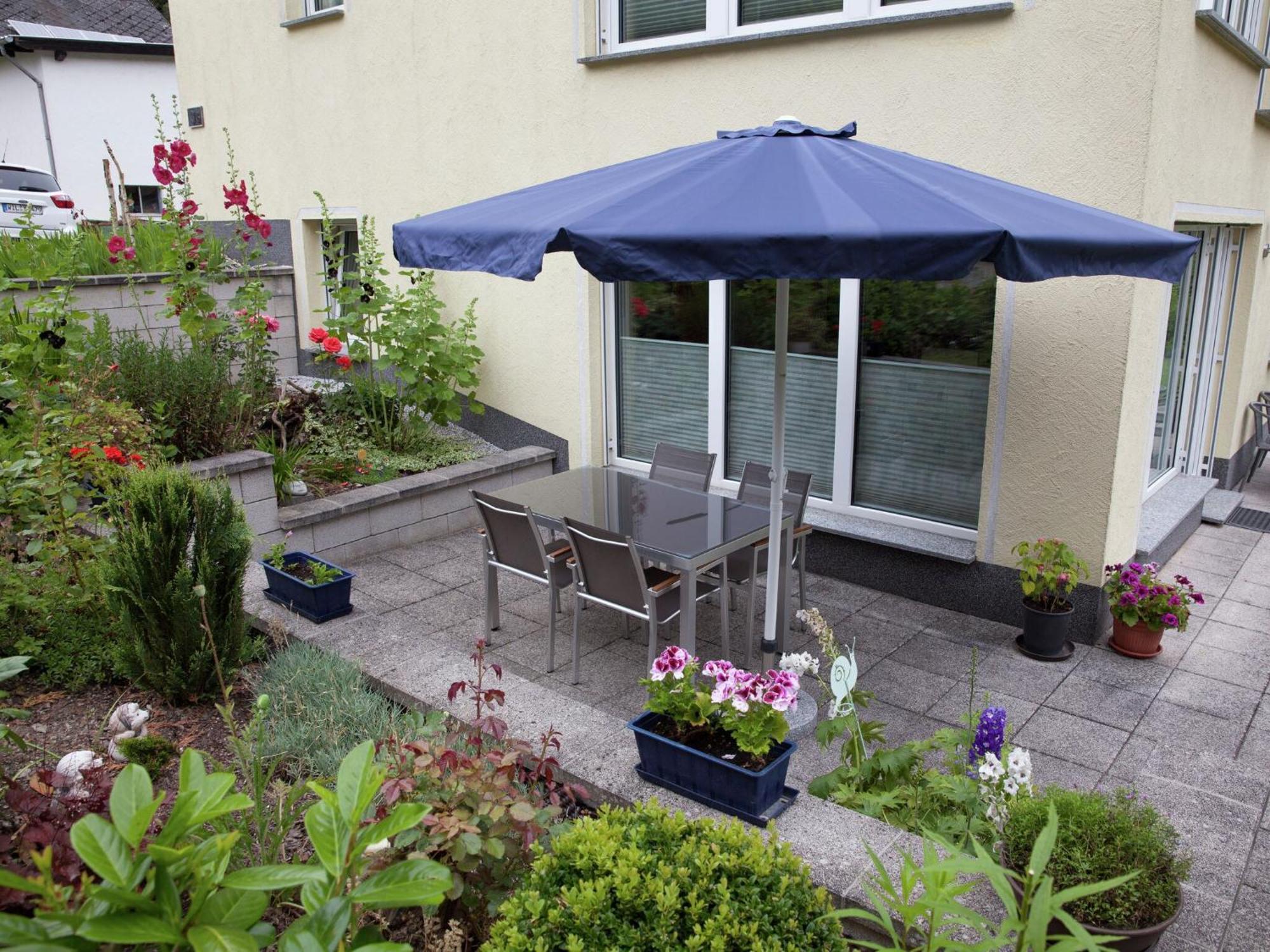 Apartment With Terrace And View Merschbach Exterior photo